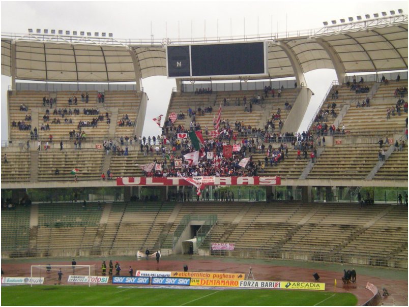 Bari - Arezzo 07.11.2004 048